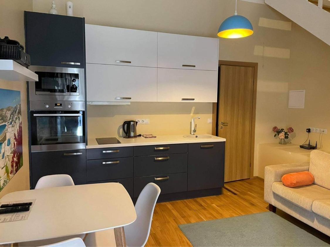 Apartamento Kuninga Old Town Resident Pärnu Exterior foto